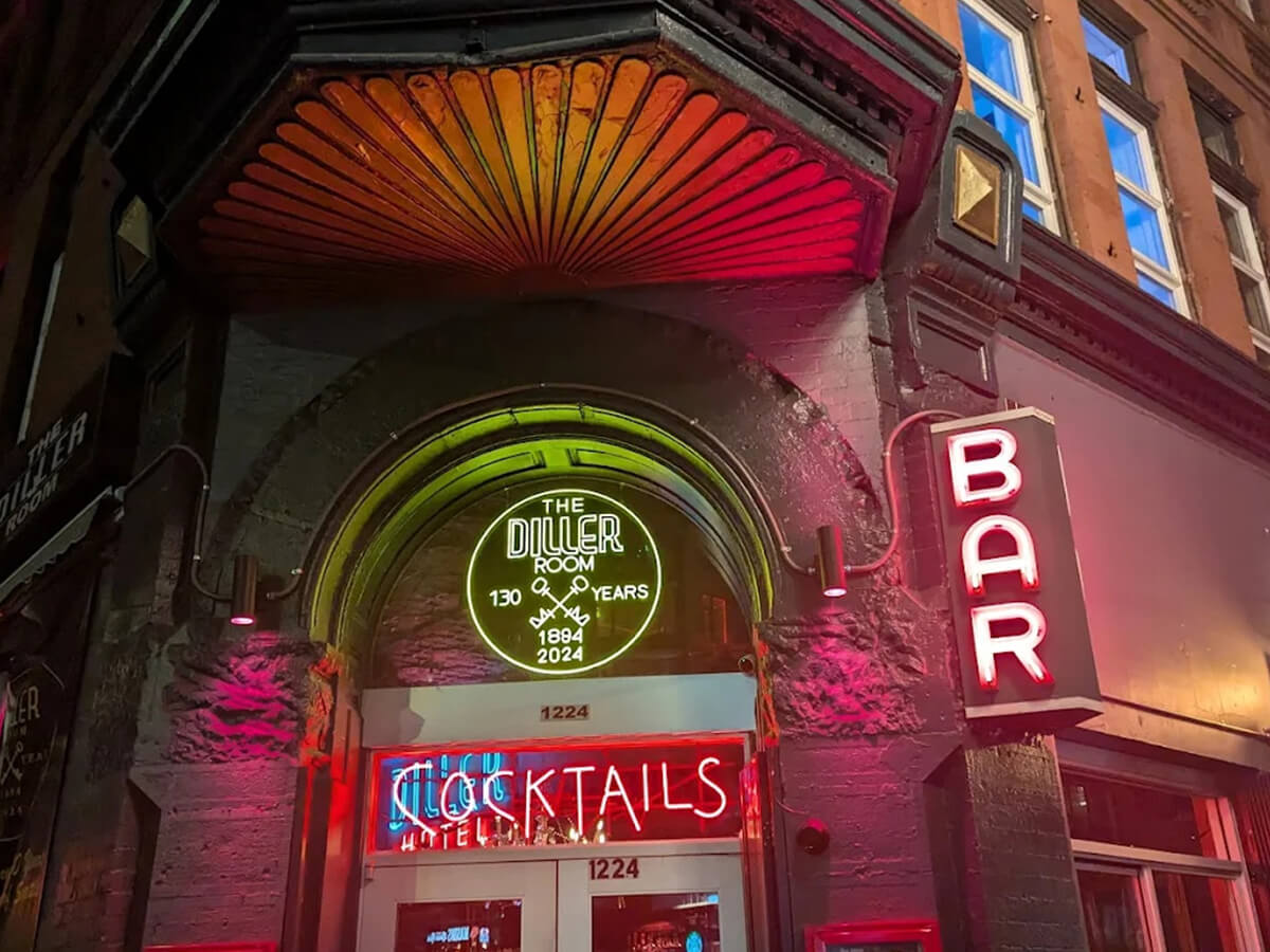 Intimate and Impressive: A Guide to Hosting a Small Private Party at a Local Bar