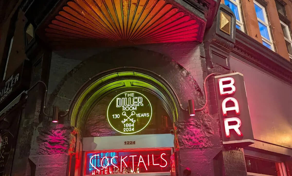 Open Bar or Consumption? Choosing the Right Drink Package for Your Event Budget